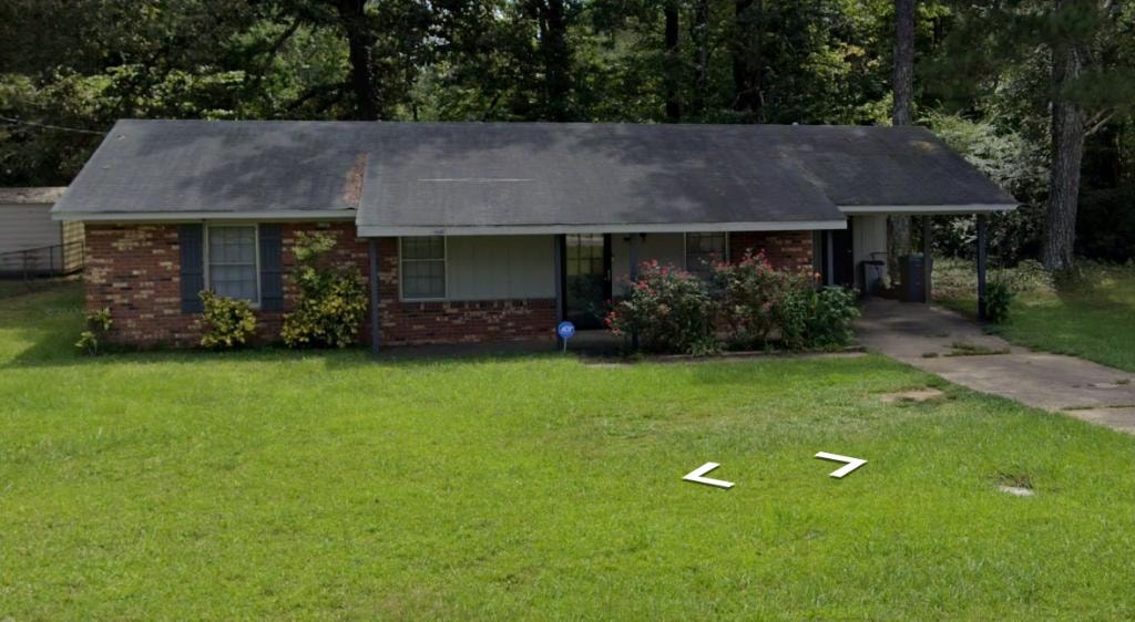107 Carol Ave, Opelika, AL 36804