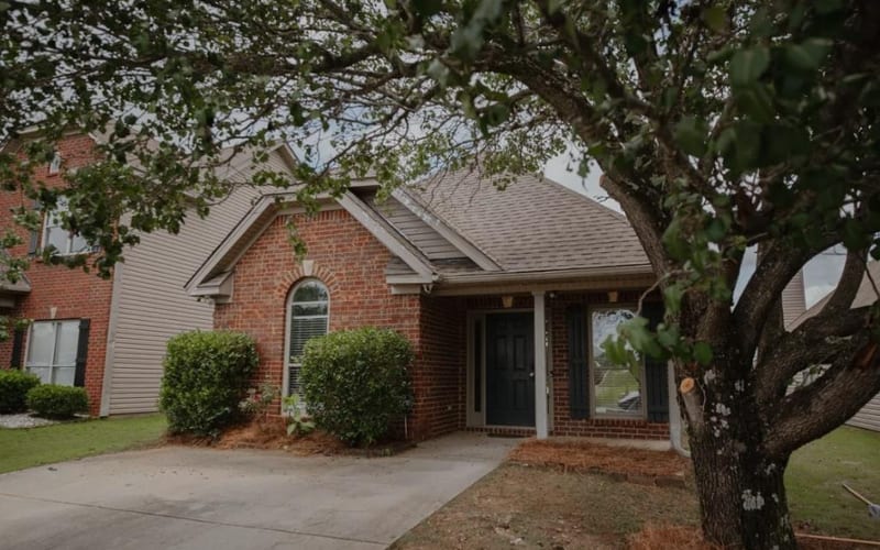 464 Park Lake Dr